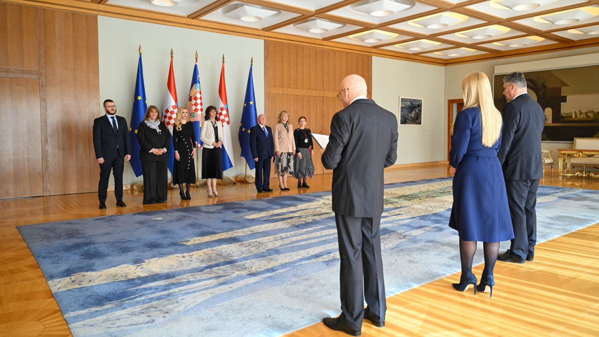 predsjednik-republike-primio-izaslanstvo-hrvatske-psiholoke-komore-povodom-nacionalnog-dana-psihologa_55143659954_o.jpg1773327717.jpg